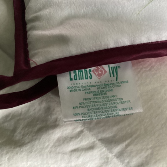 LAMBS & IVY DEEP PINK & WHITE BUTTERFLY THEMED PAD INSIDE/ OUTSIDE OF BED - Picture 11 of 15